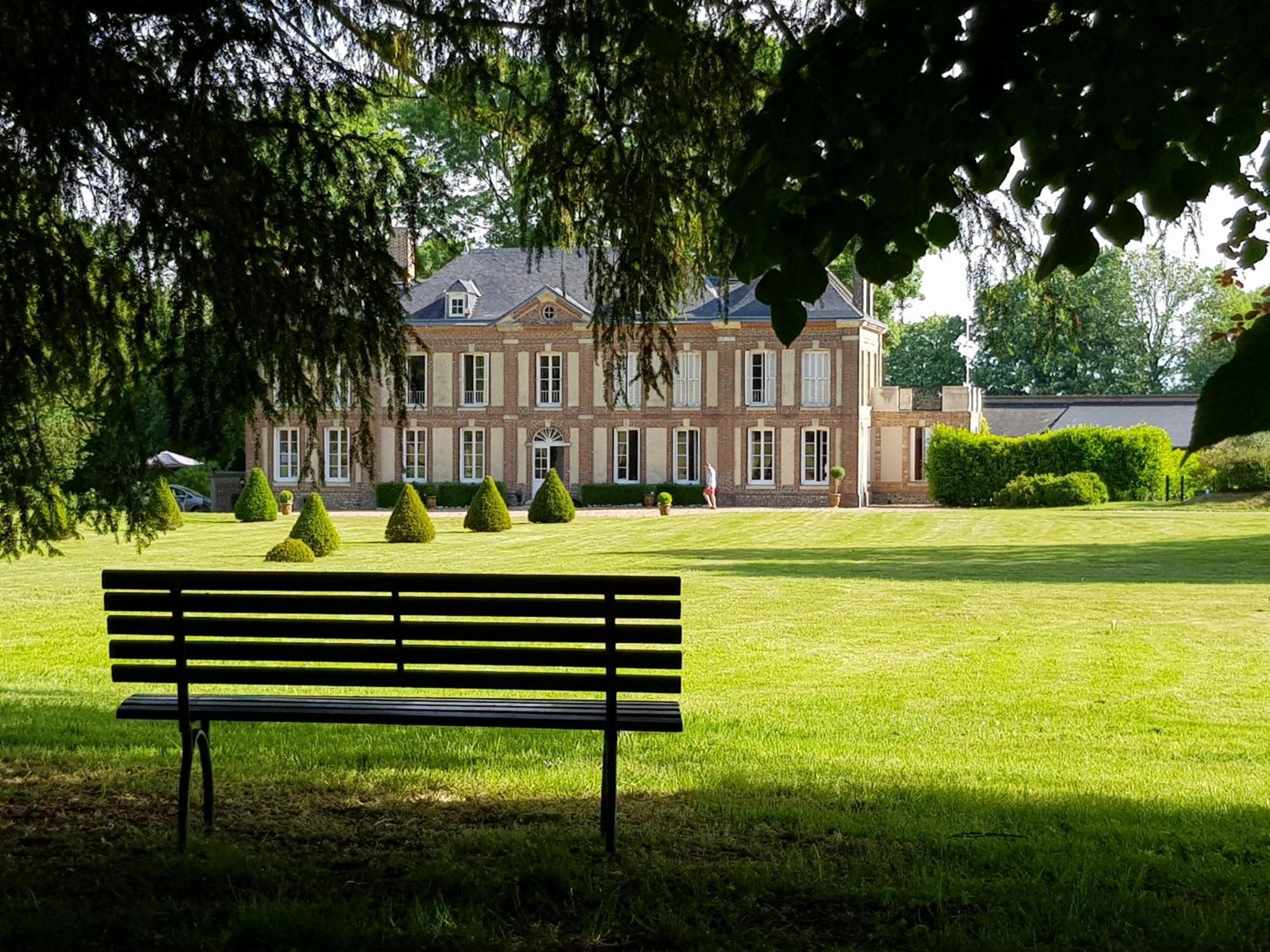 Chateau De Cleuville Экстерьер фото