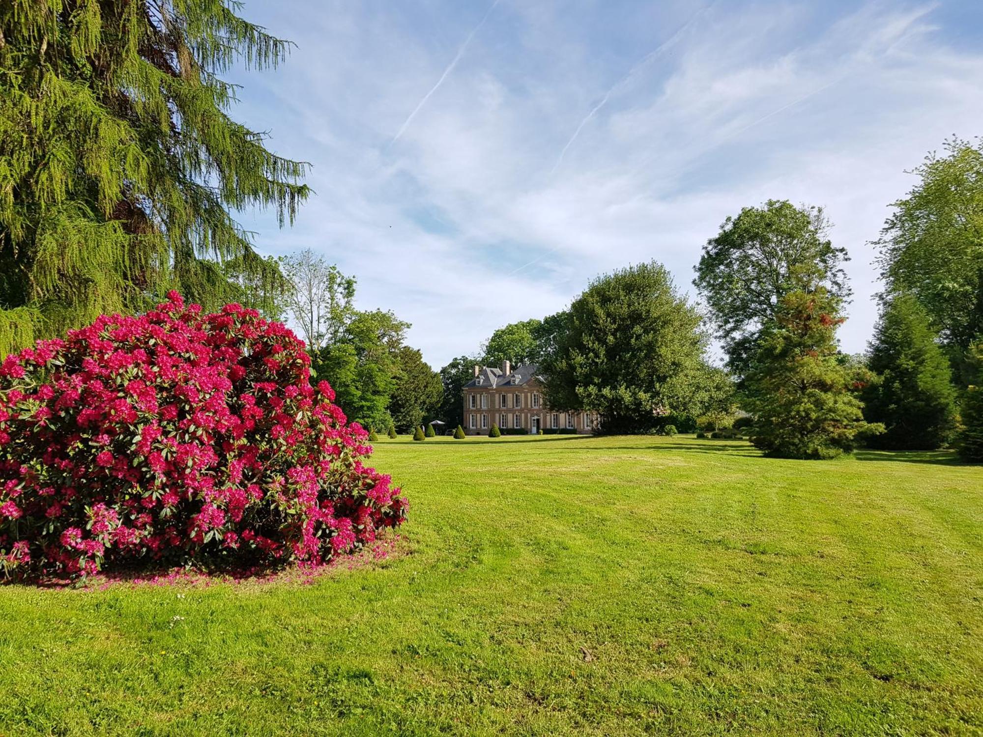 Chateau De Cleuville Экстерьер фото